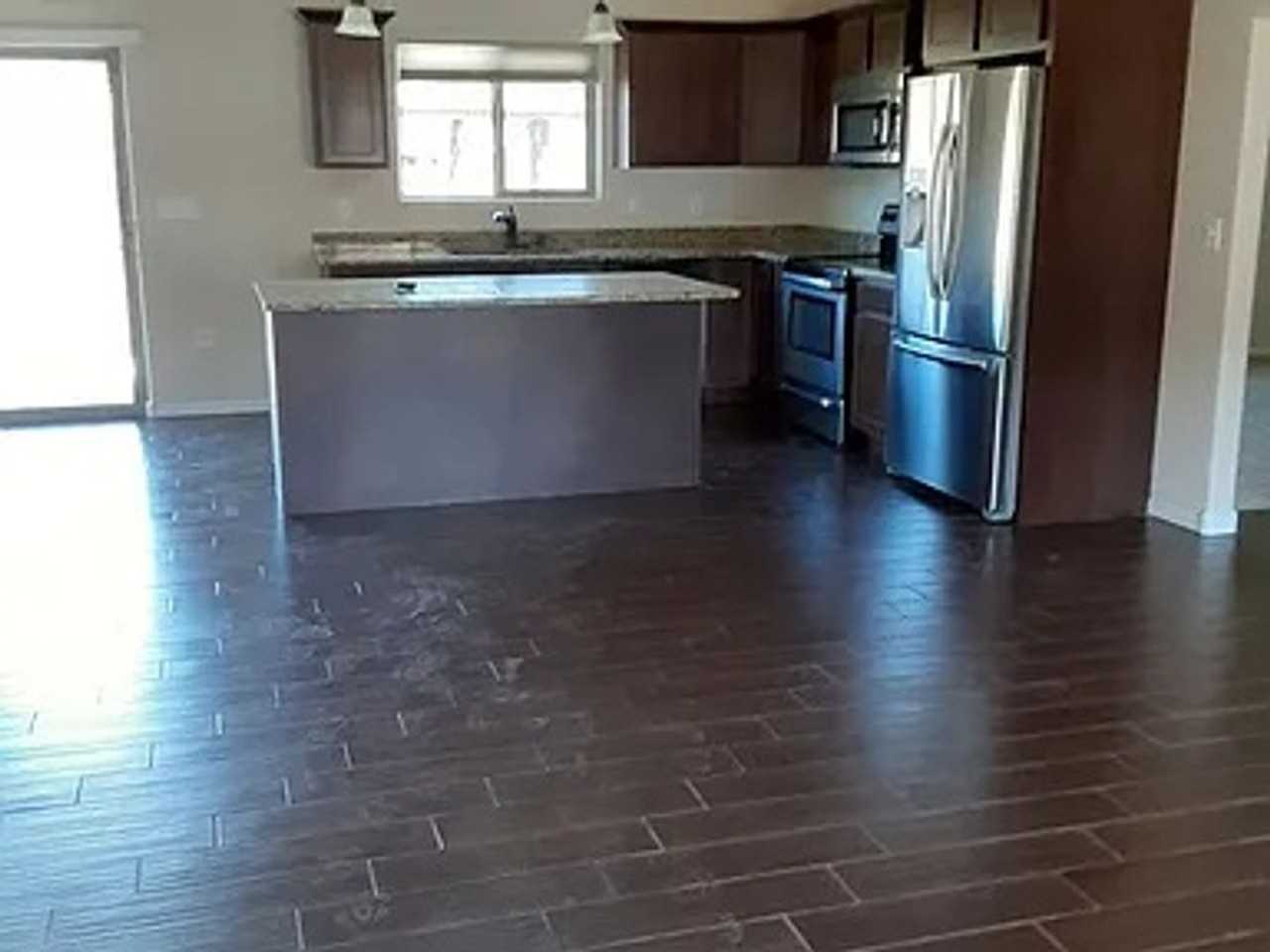 14085 Telluride St - Photo 4 of 17