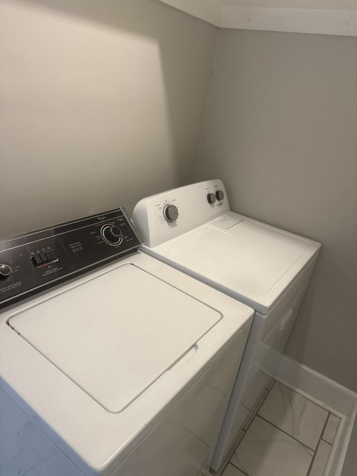 706 Gregg Ave #1 - Photo 6 of 9