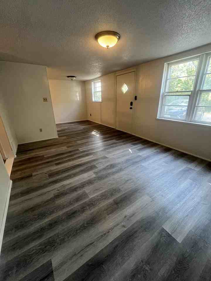 728 E Culton St #3 - Photo 6 of 11