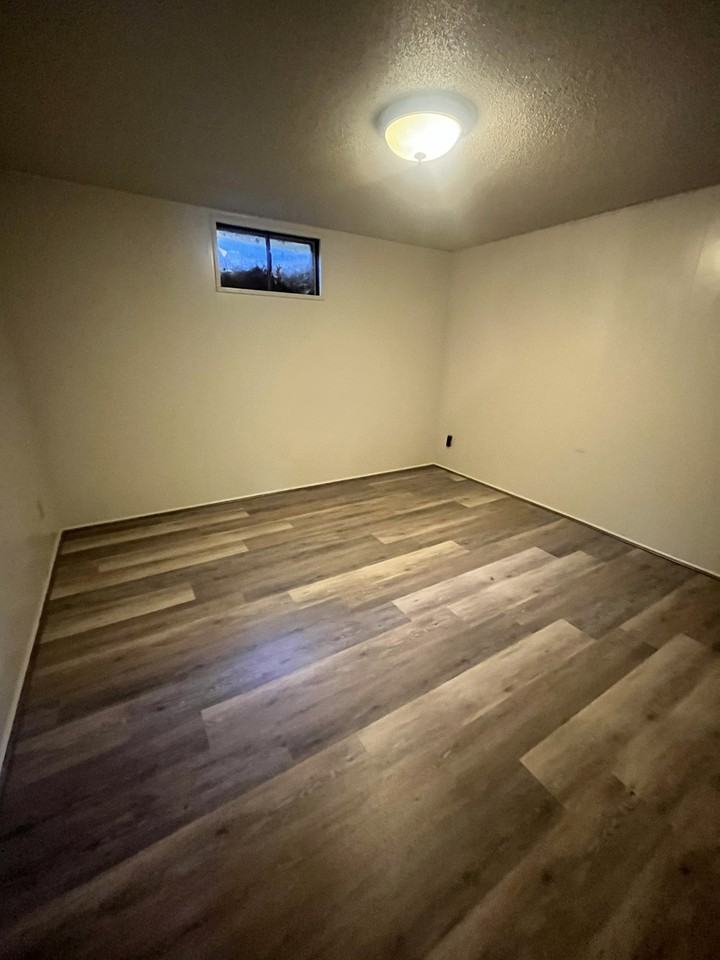 728 E Culton St #3 - Photo 7 of 11
