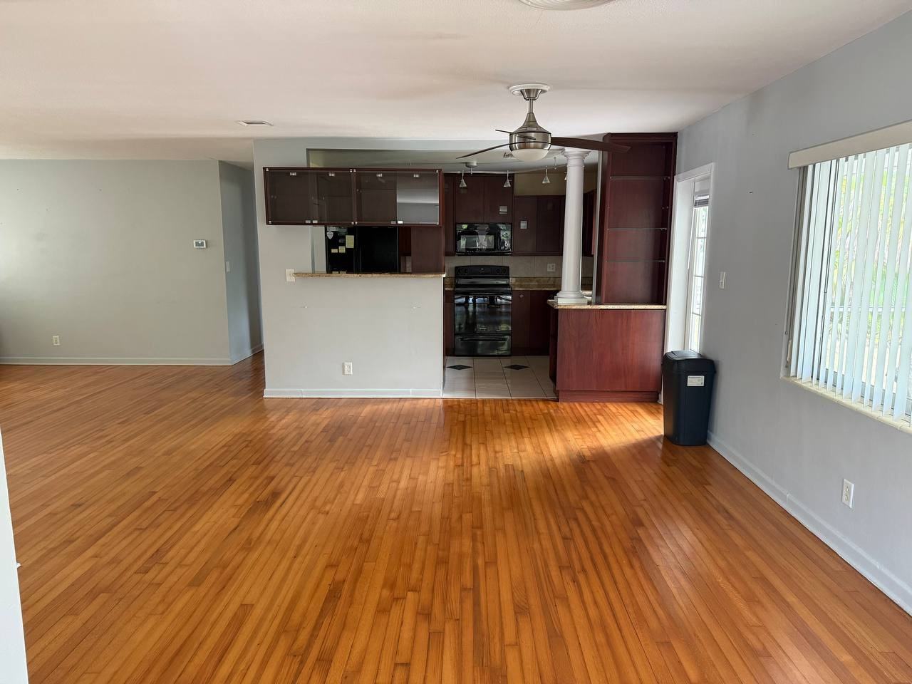 808 Ponce De Leon Blvd #1 - Photo 3 of 20