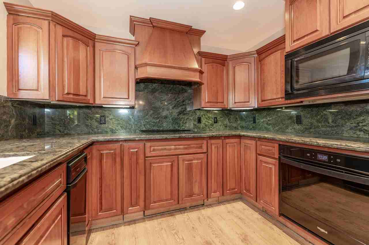 16770 Wild Oak Court16770 Wild Oak Court16770 Wild Oak Court #1 - Photo 5 of 11