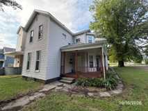 626 W Creighton Avenue - Photo 1 of 1