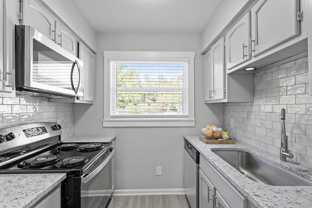 705 Moore St - Photo 1 of 1