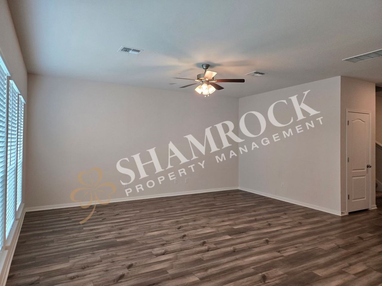 11224 Solar St - Photo 6 of 27