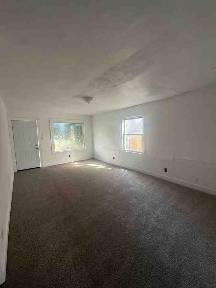 1913 Broadway St #1 - Photo 2 of 5