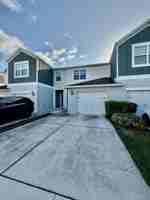 featured image of 3977 Plainview Dr #1