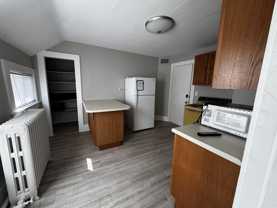 848 E Grand Ave #4 - Photo 1 of 1