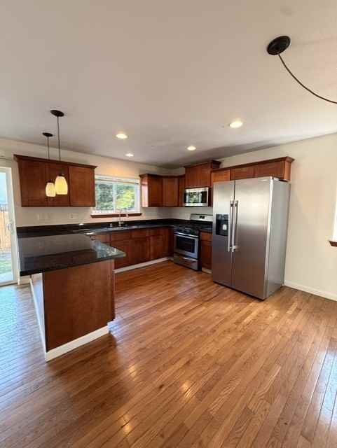 1554 Amethyst St Se #1 - Photo 2 of 14