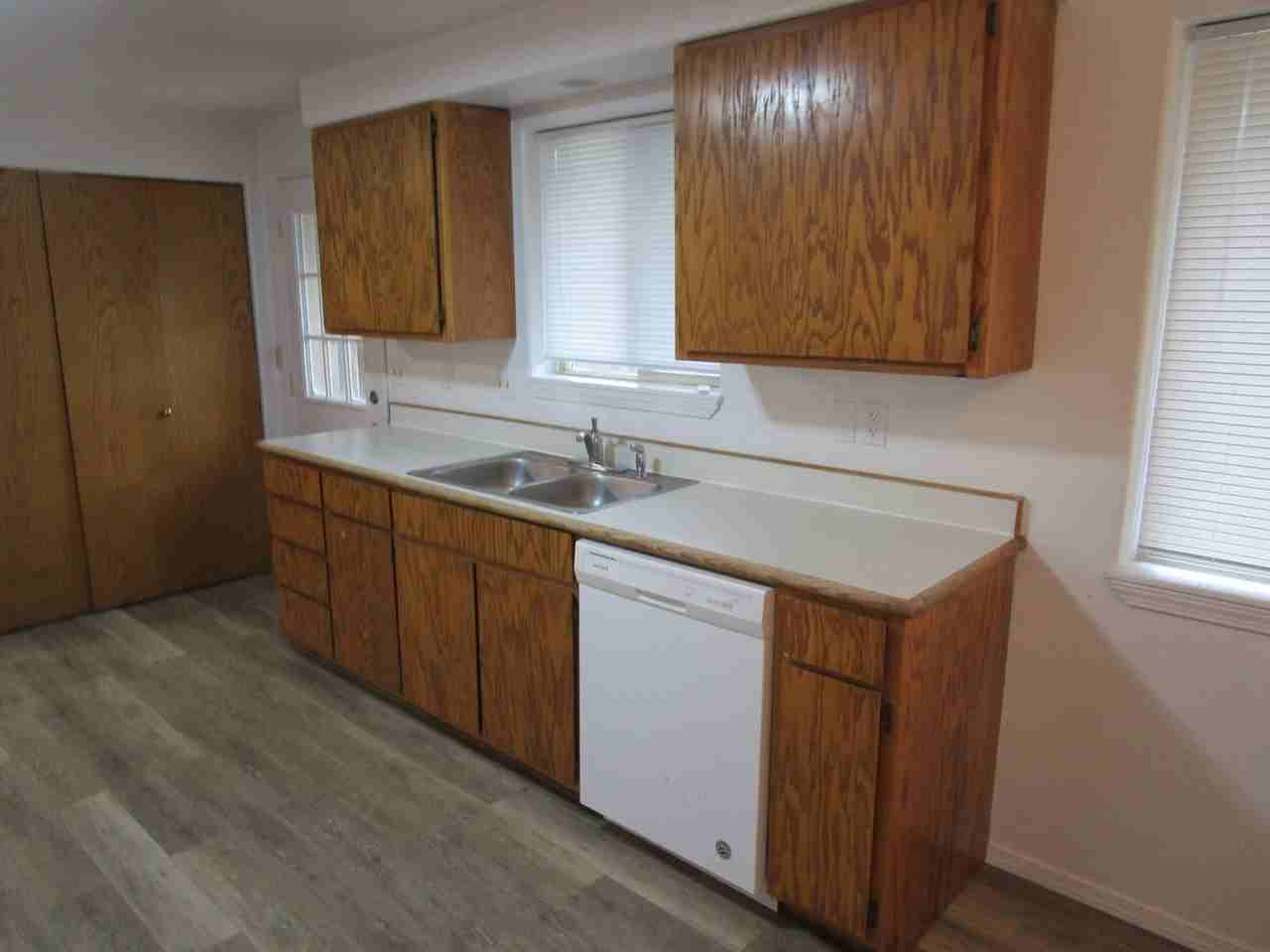 103 Nw Ivy St - Photo 5 of 11