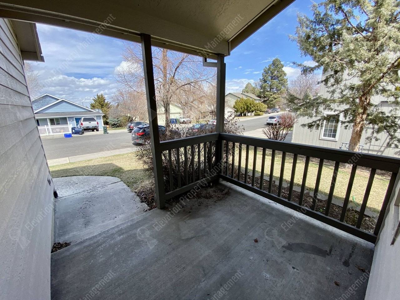 959 Ne Hidden Valley Dr - Photo 4 of 22