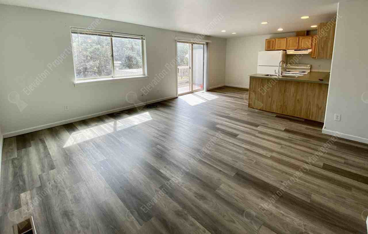 959 Ne Hidden Valley Dr - Photo 7 of 22