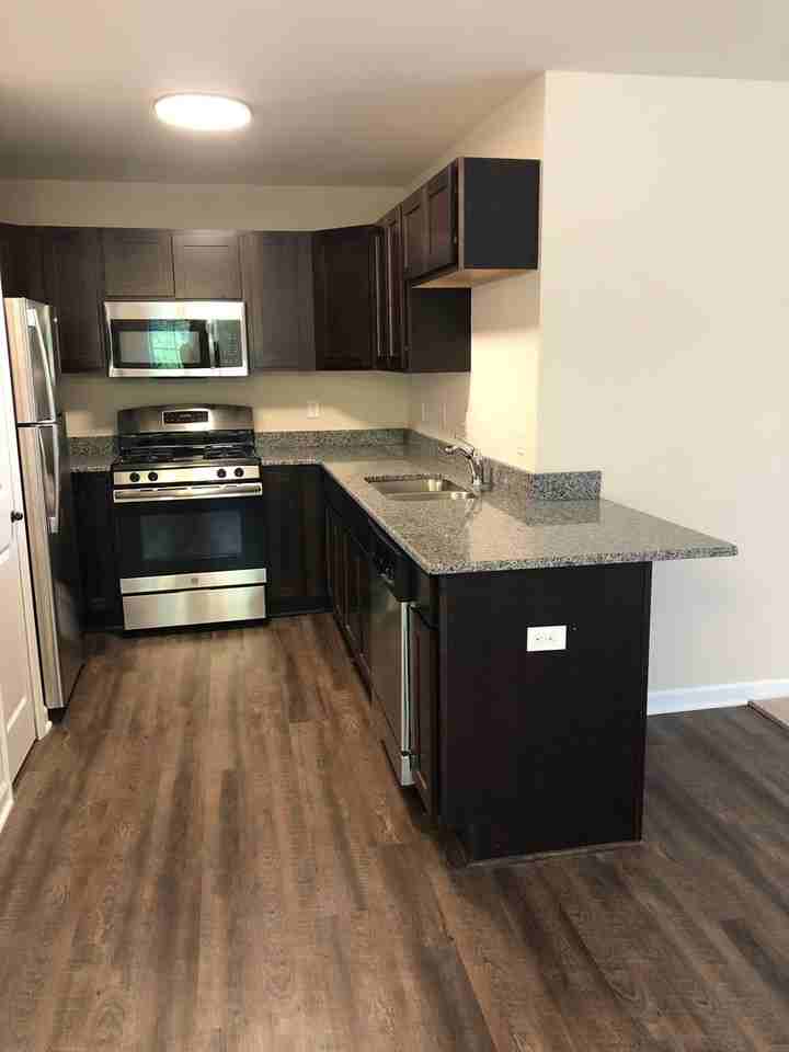 8253 Promenade Cir - Photo 5 of 17