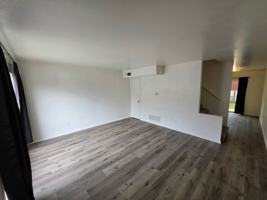 featured image of 3122 N Monte Vista Dr