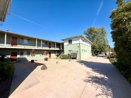 featured image of 122 W Arrellaga St