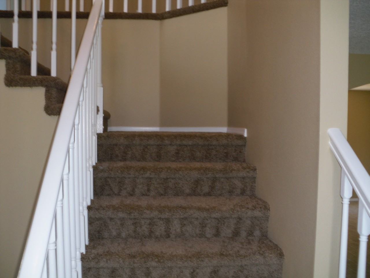16110 Se 18th St - Photo 2 of 19
