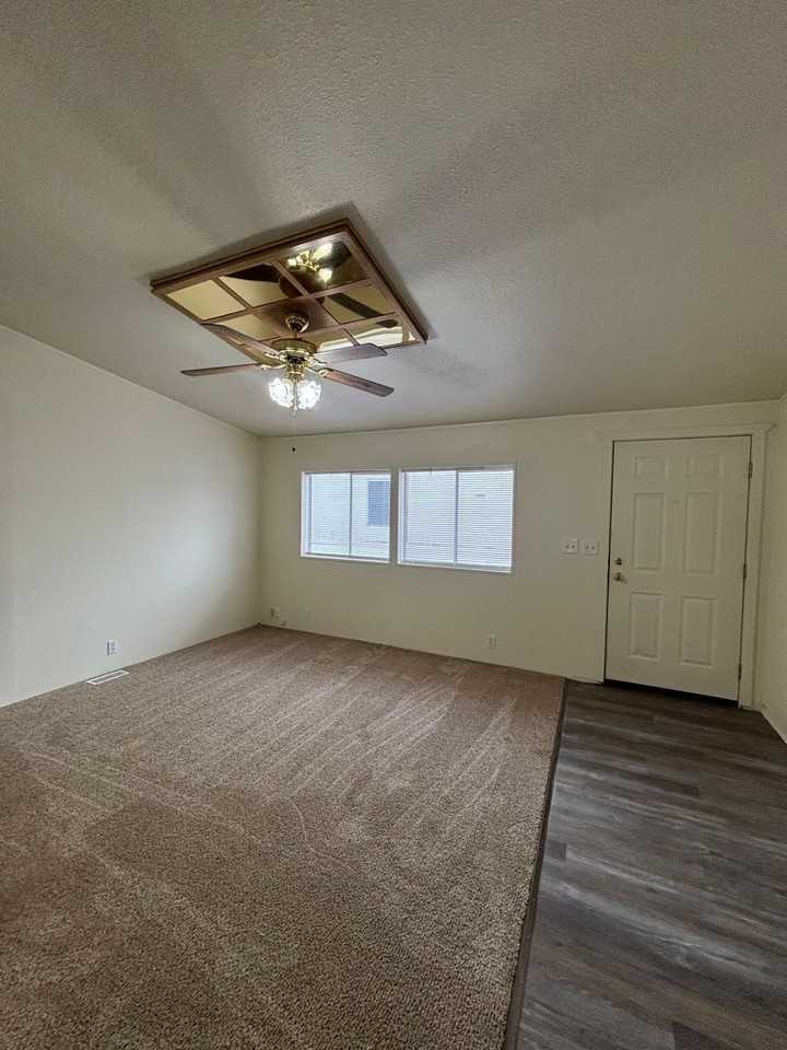 845 Barton Rd #79 - Photo 2 of 12
