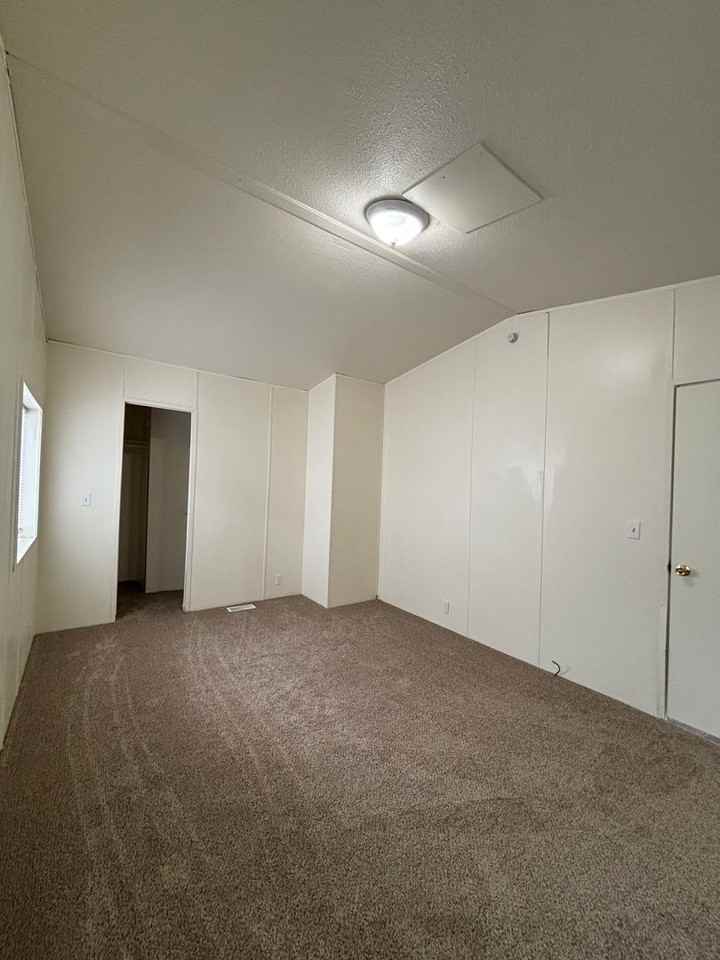 845 Barton Rd #79 - Photo 4 of 12