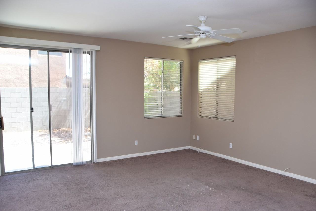 7140 N Campbell Rd - Photo 7 of 44
