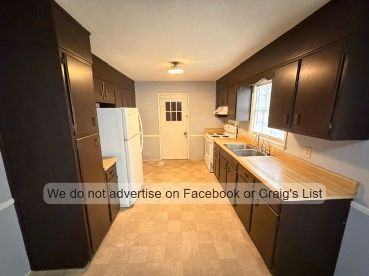 1492 Chromium Ct - Photo 4 of 11