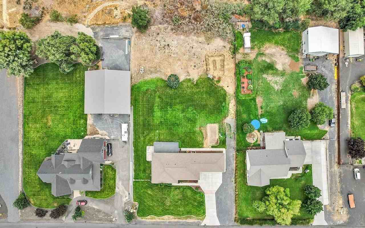 10365 Road 5.6 Ne - Photo 2 of 14