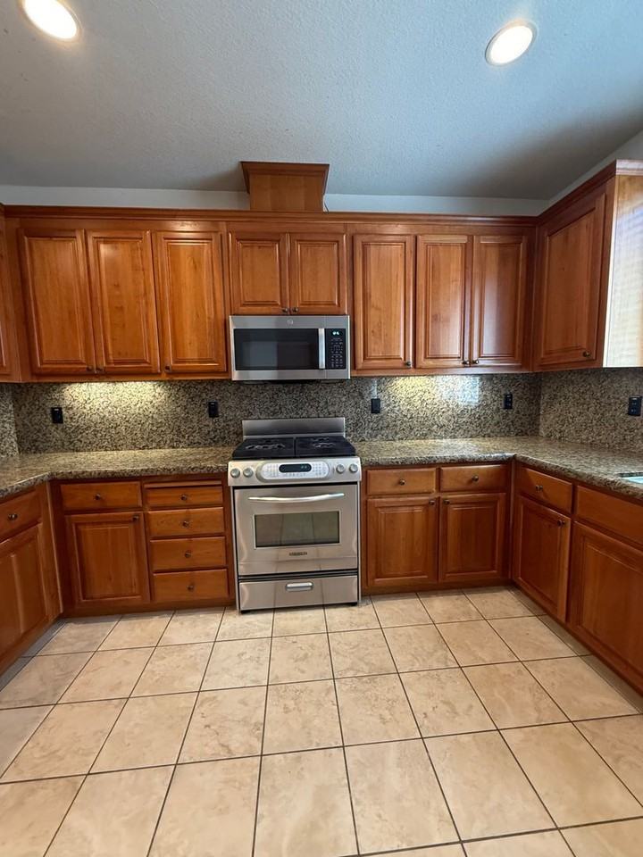 4538 Lick Mill Blvd - Photo 7 of 21