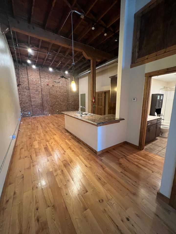 601 601 N National #239 - Photo 3 of 14
