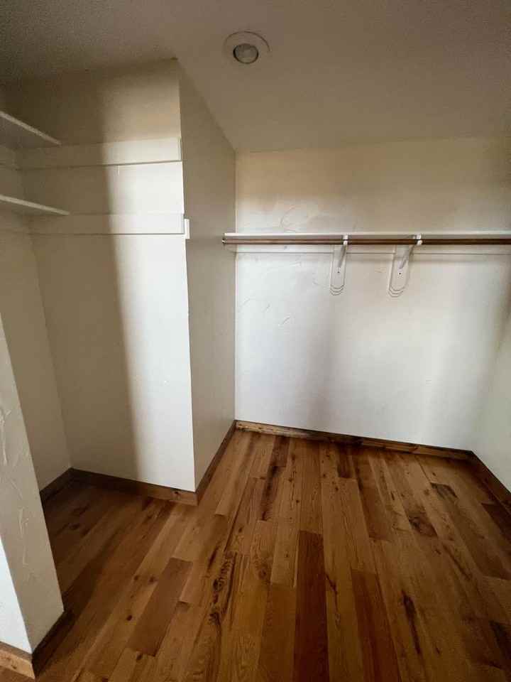 601 601 N National #239 - Photo 4 of 14