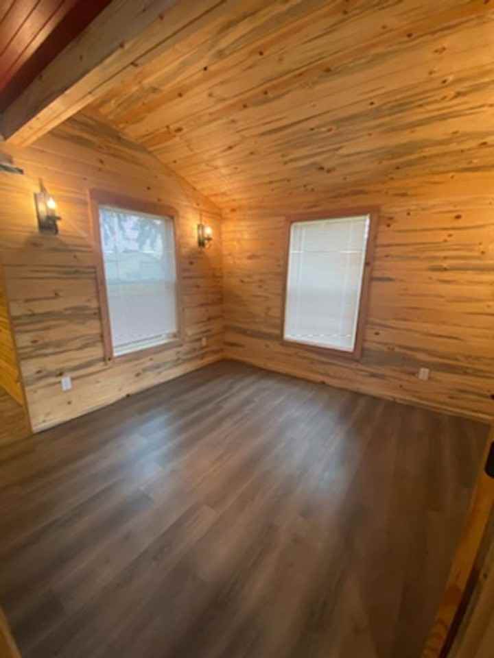83650 N Pacific Hwy #01 - Photo 7 of 14