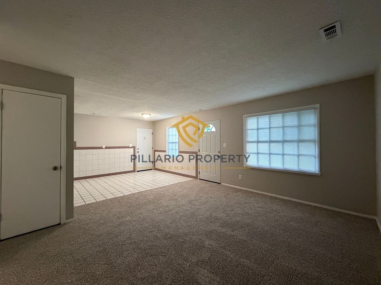 3612 Caroline Ave - Photo 4 of 13