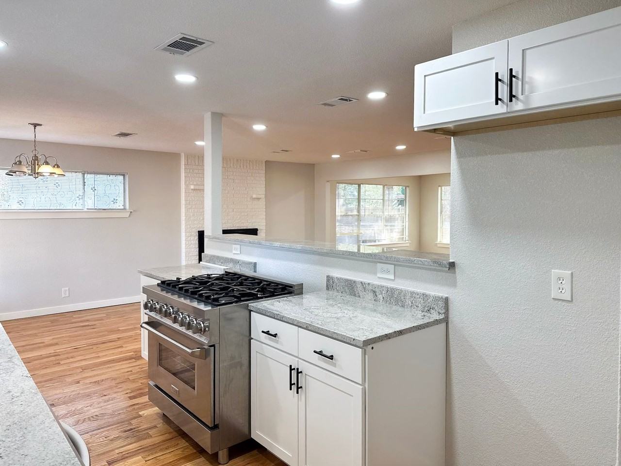 51231 Irvin Rd - Photo 3 of 14