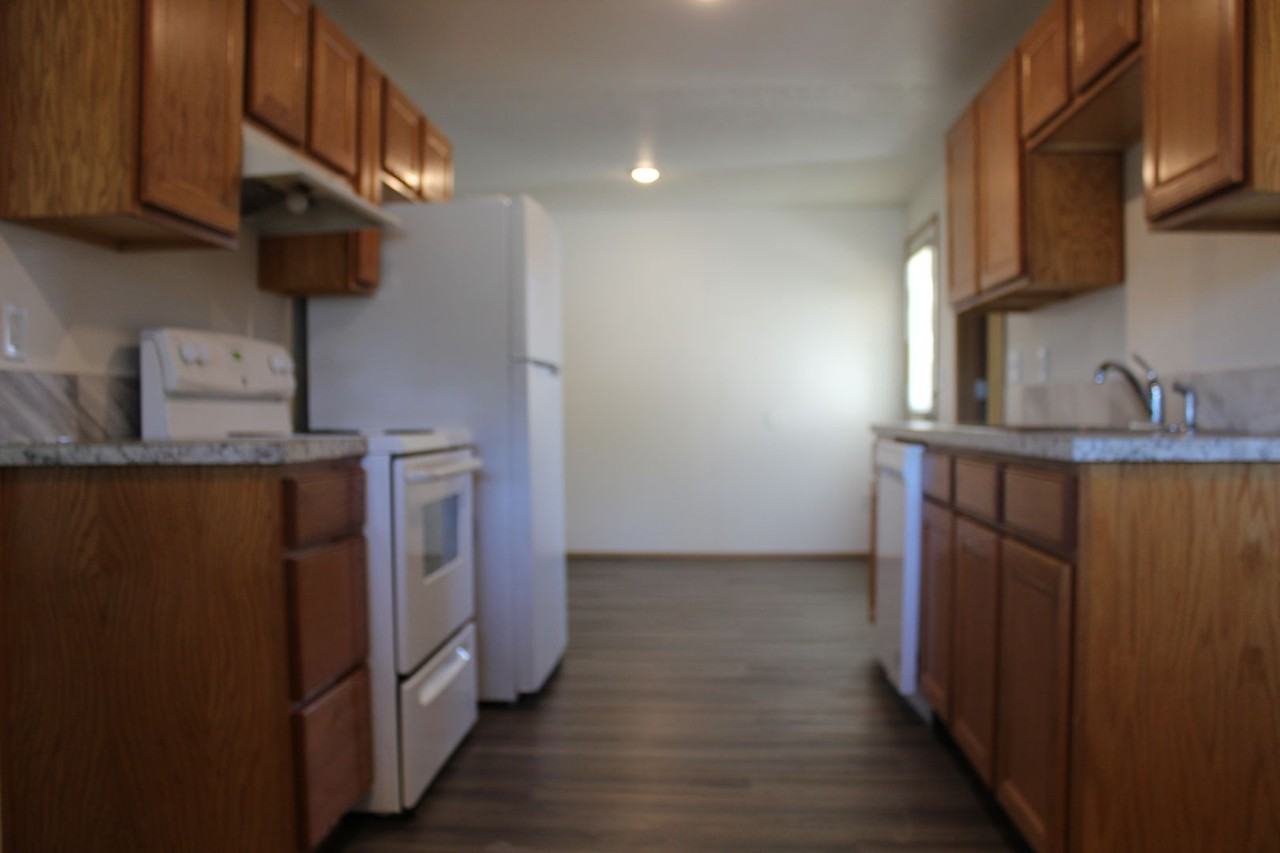 252 Ne Palomar Ct - Photo 4 of 16
