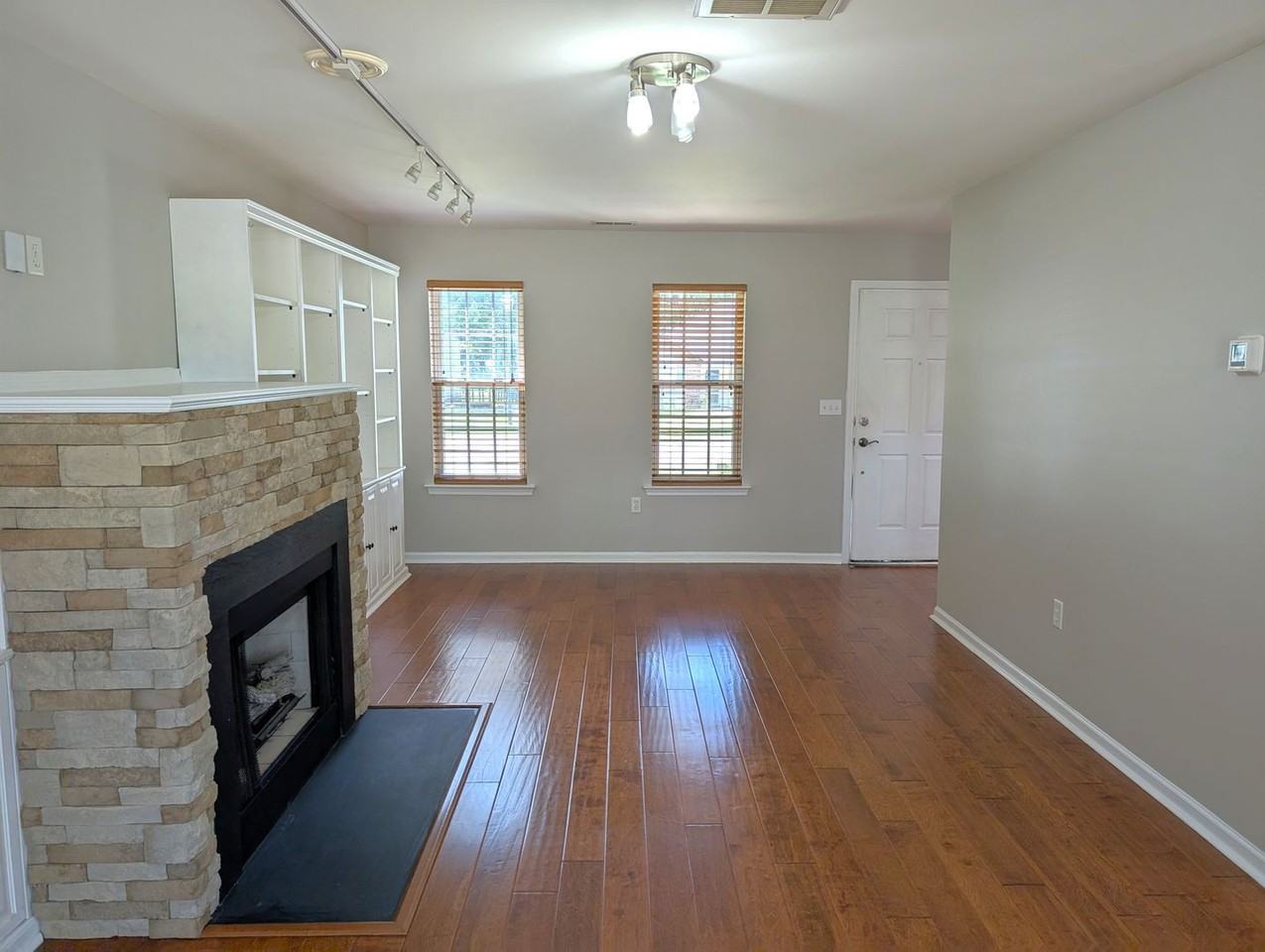 9935 Redbud Tree Ct - Photo 2 of 27