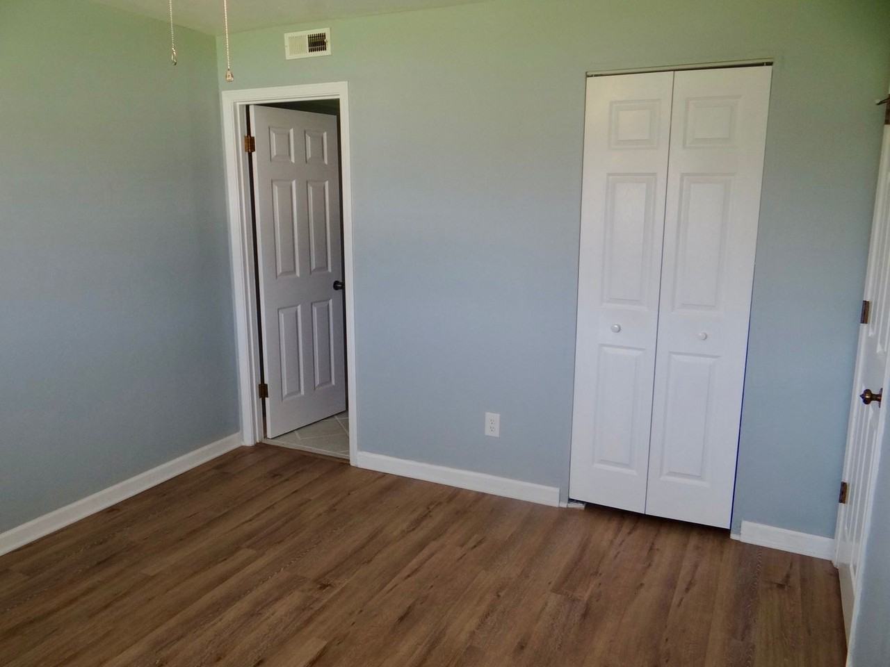 1101 2nd Ave N - Photo 6 of 17