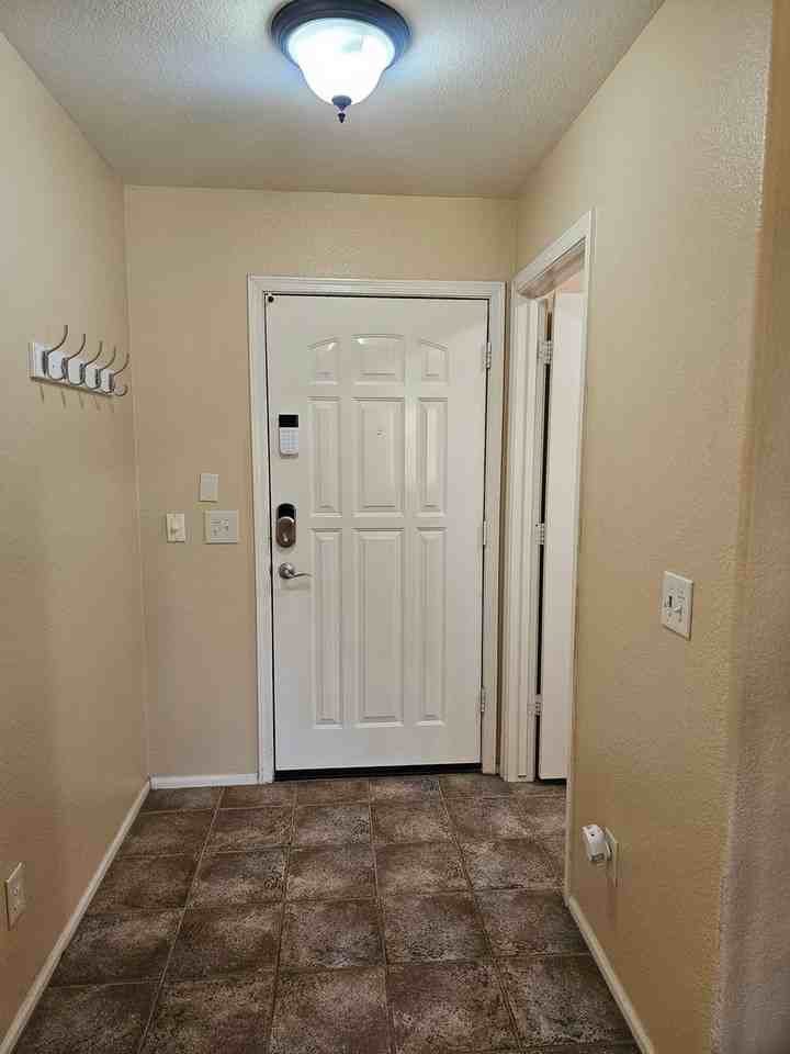 42804 W Sunland Dr - Photo 2 of 34