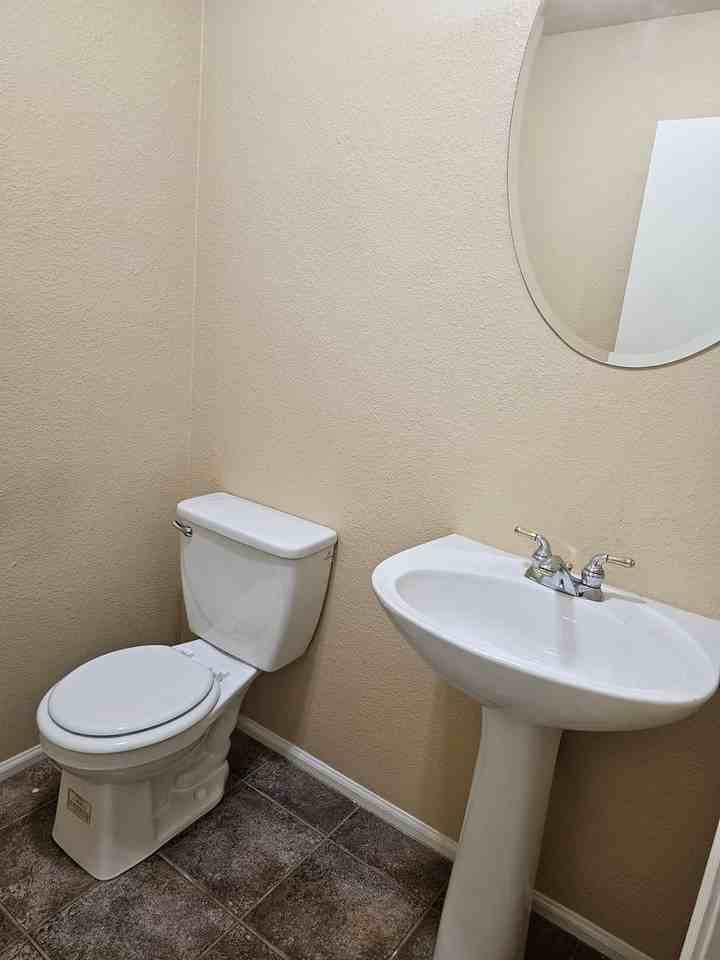 42804 W Sunland Dr - Photo 3 of 34
