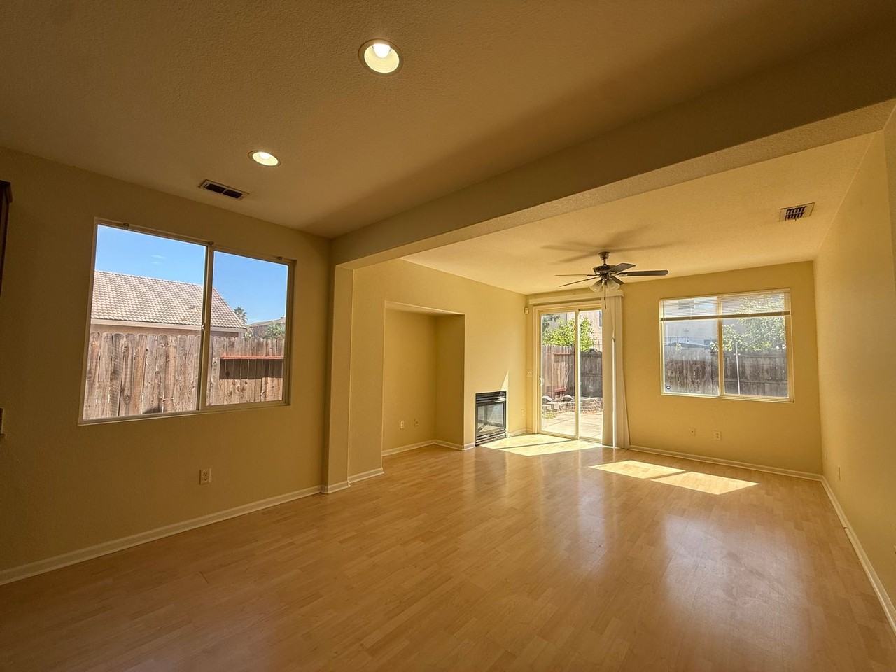 9416 Trolio Way - Photo 4 of 17
