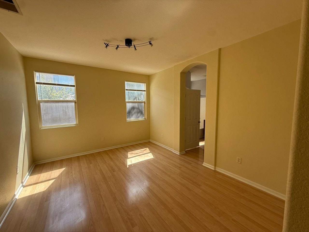 9416 Trolio Way - Photo 6 of 17