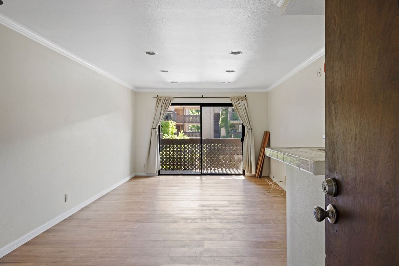 22100 Burbank Blvd #214B - Photo 3 of 18