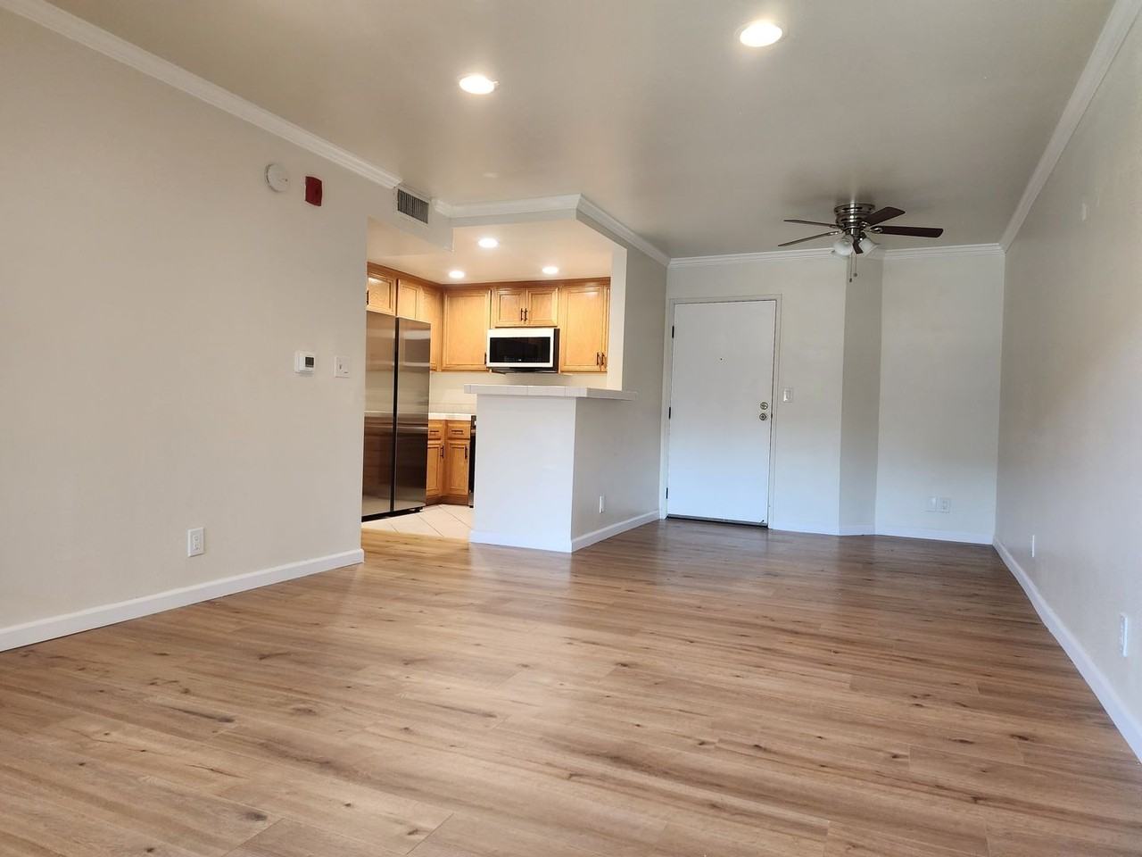 22100 Burbank Blvd #214B - Photo 2 of 18