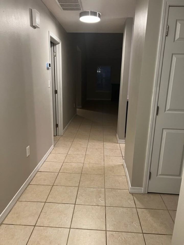 359 Canterbury Cir Nw - Photo 2 of 18