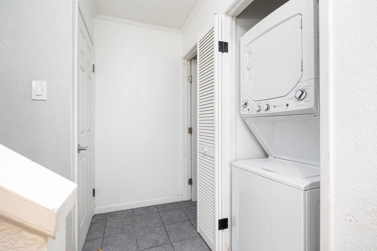 8138 Winter Gardens Blvd #11 - Photo 7 of 13
