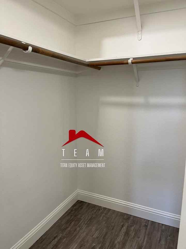 5231 Del Vista Way - Photo 3 of 20