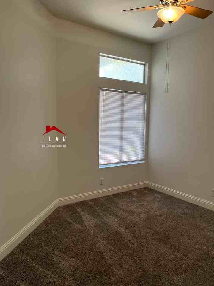 5231 Del Vista Way - Photo 7 of 20