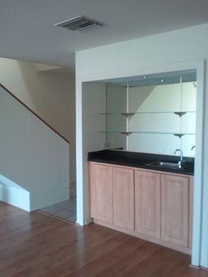 3884 Fredonia Dr #F - Photo 6 of 26