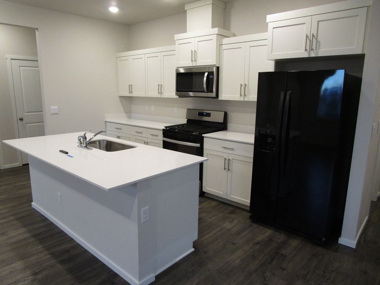 512 Ne Union Loop - Photo 5 of 14