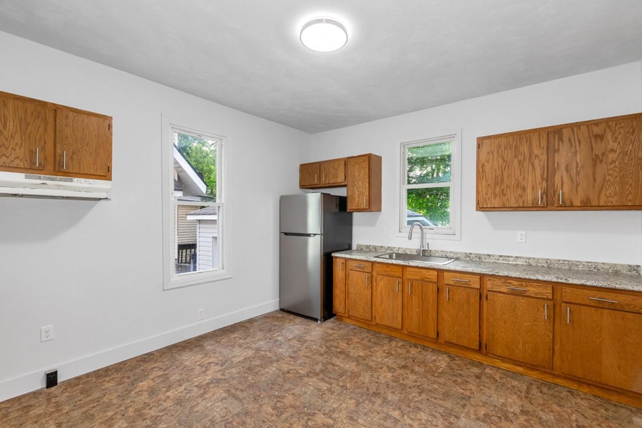 705 Smith Ave Sw - Photo 7 of 22