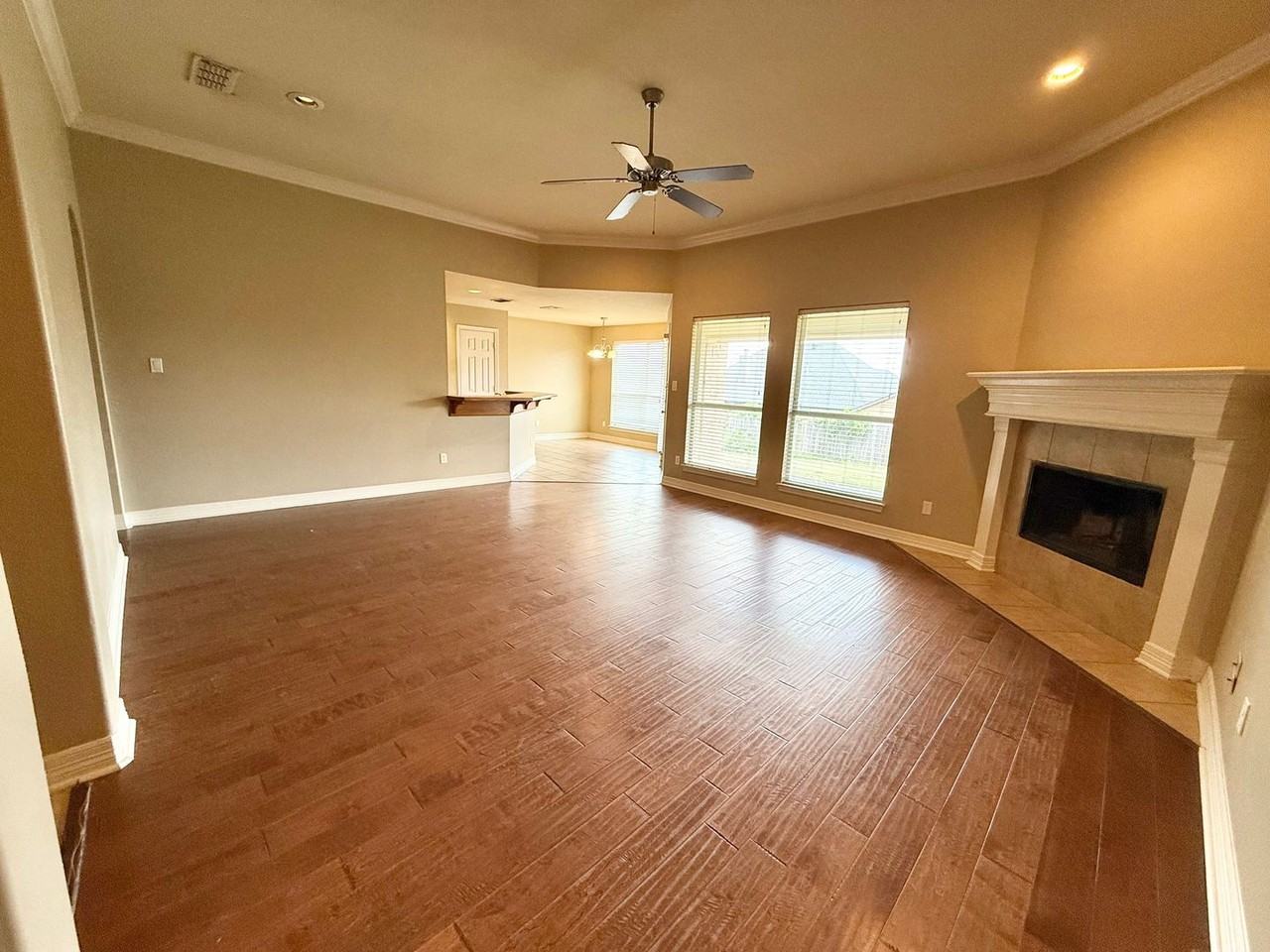 8340 Stonebridge Way - Photo 2 of 27
