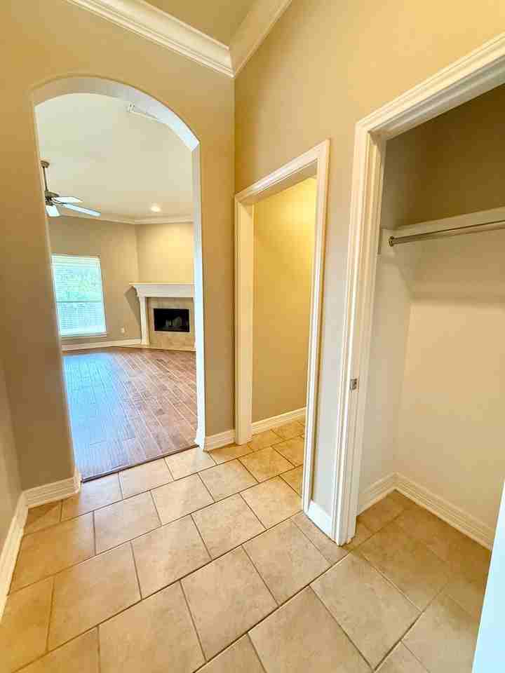 8340 Stonebridge Way - Photo 3 of 27