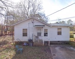 featured image of 805 Baker Ave